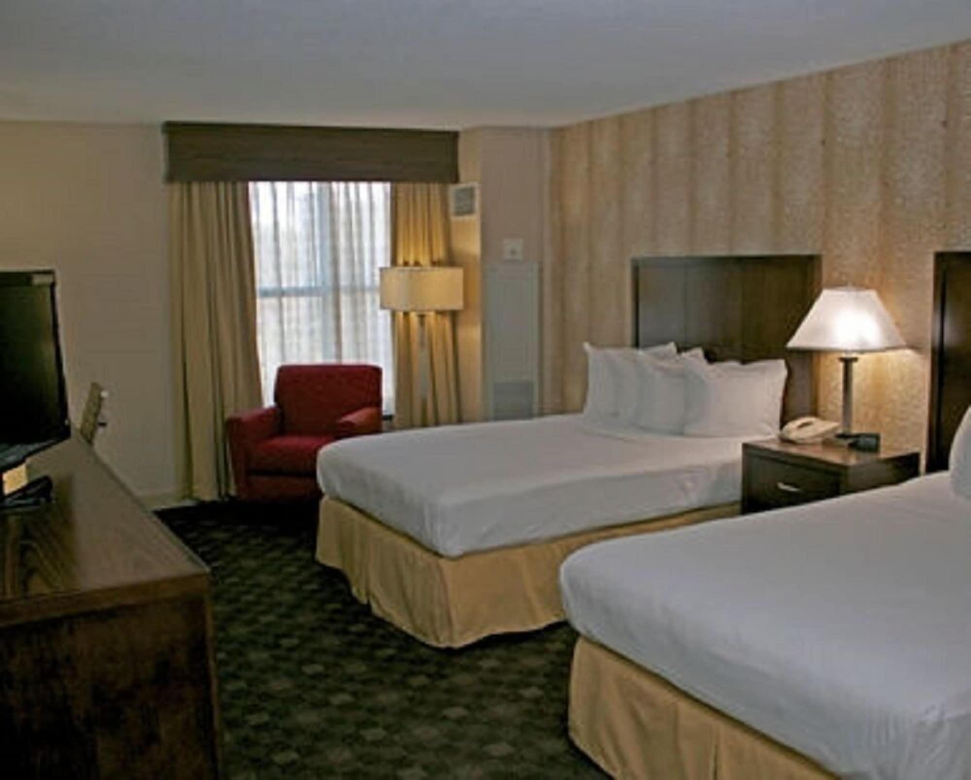 DoubleTree by Hilton Norfolk Airport Hotell Eksteriør bilde